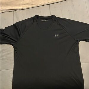 Under Armour Jet Black Performance Tee